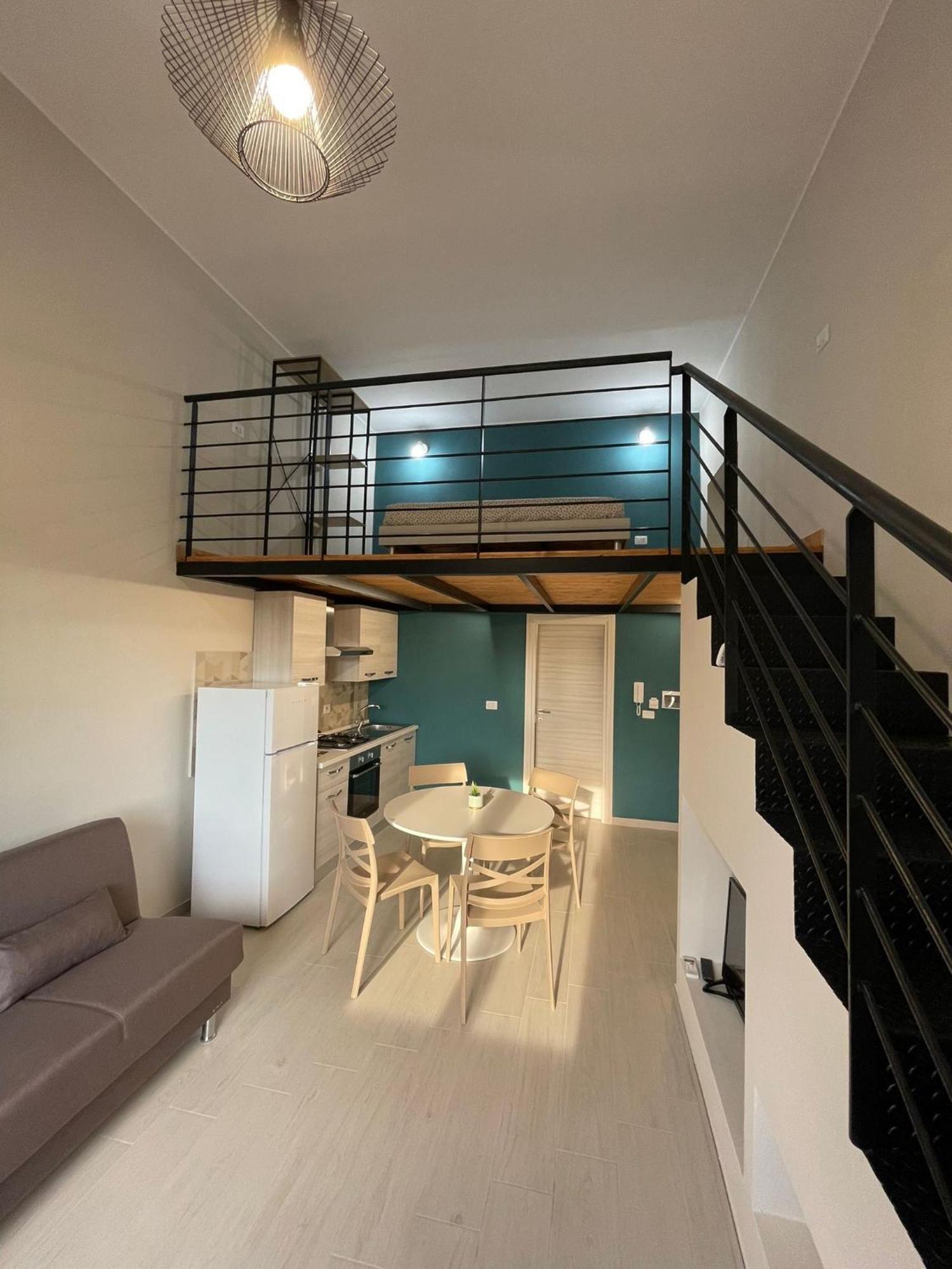 Luma Holiday Homes Mondragone Esterno foto
